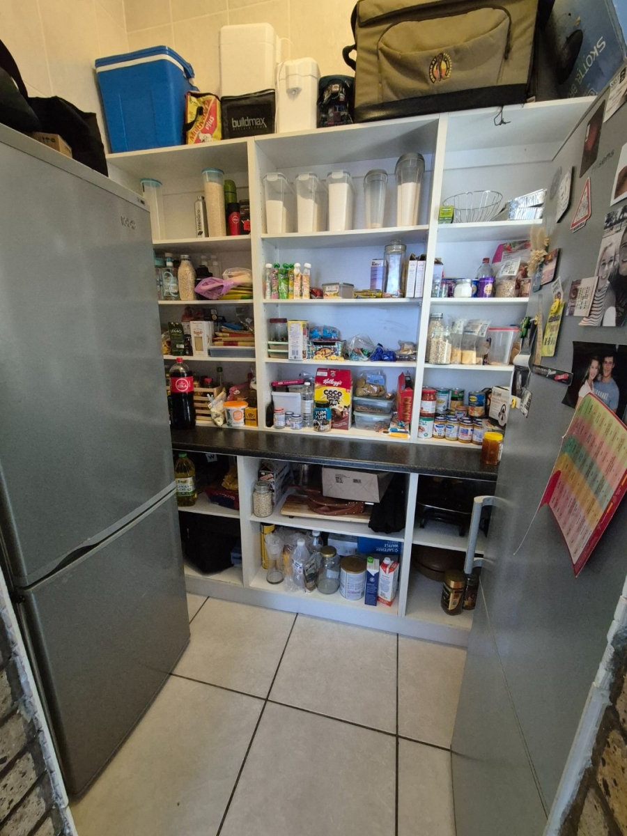 4 Bedroom Property for Sale in Bethlehem Free State